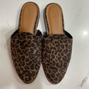 Universal Thread Mules animal print size 8